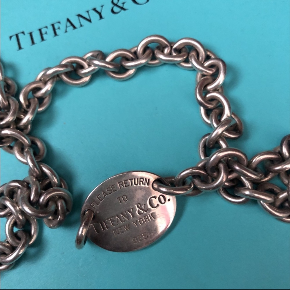 Please return to Tiffany oval tag choker necklace 16.5”